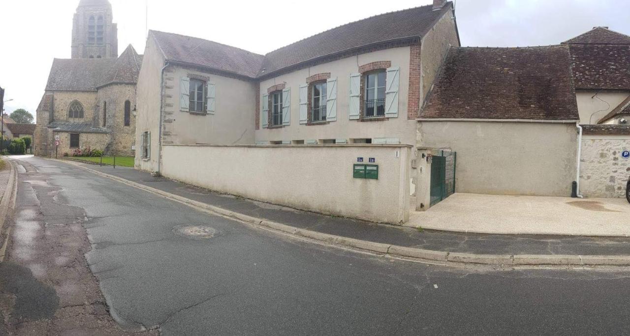 Demeure Saint Martin Villa Sourdun Exterior photo